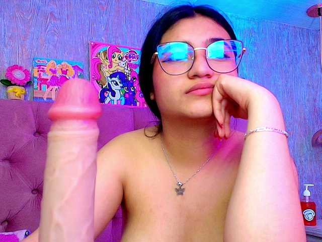 laurenelove's BongaCams show and profile