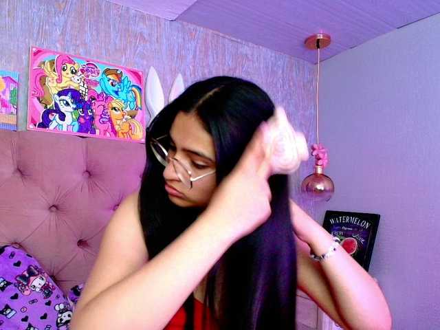 laurenelove's BongaCams show and profile