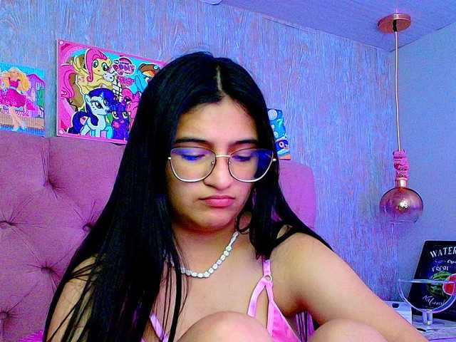 laurenelove's BongaCams show and profile