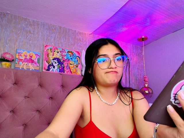 laurenelove's BongaCams show and profile