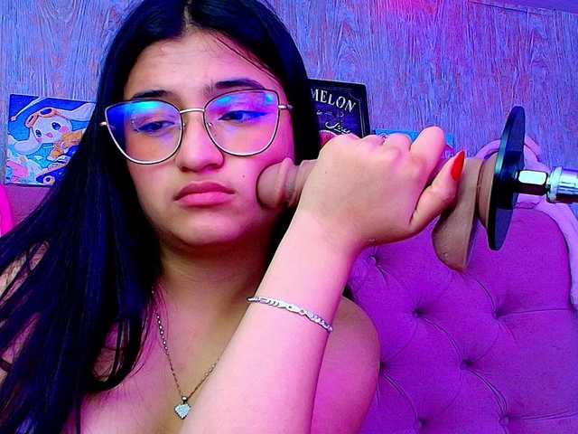 laurenelove's BongaCams show and profile