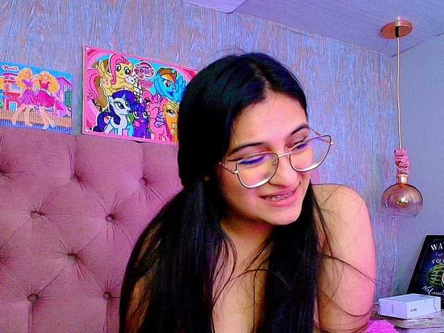 laurenelove's BongaCams show and profile