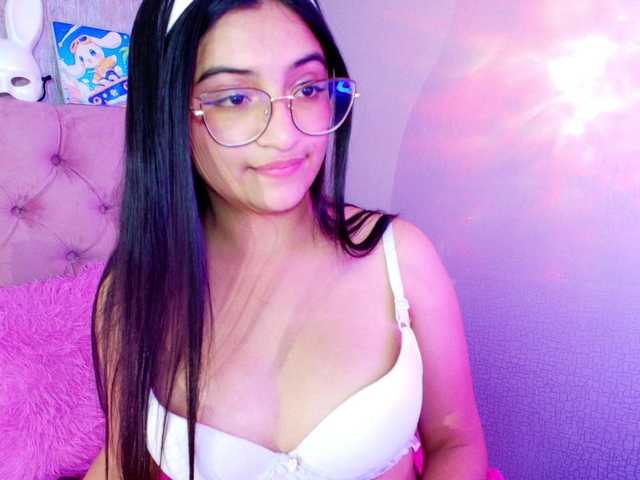 laurenelove's BongaCams show and profile