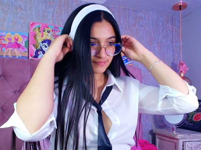 laurenelove's BongaCams show and profile