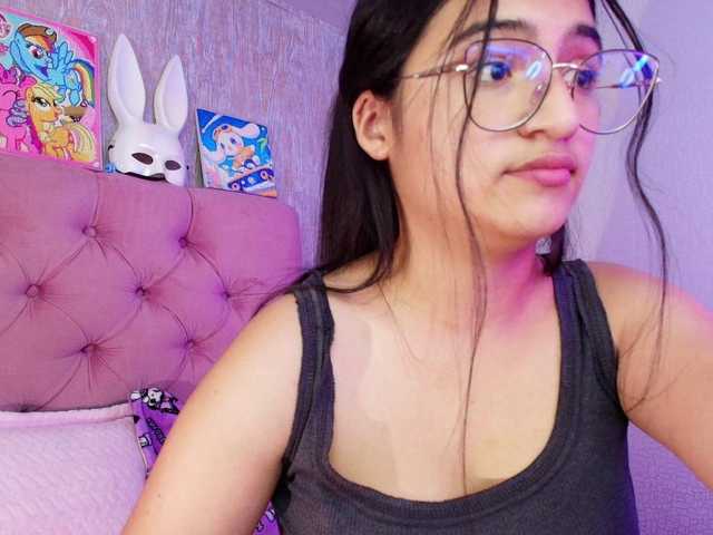 laurenelove's BongaCams show and profile