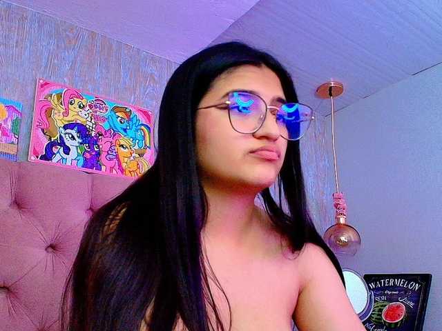 laurenelove's BongaCams show and profile