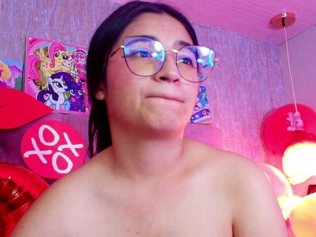 laurenelove's BongaCams show and profile