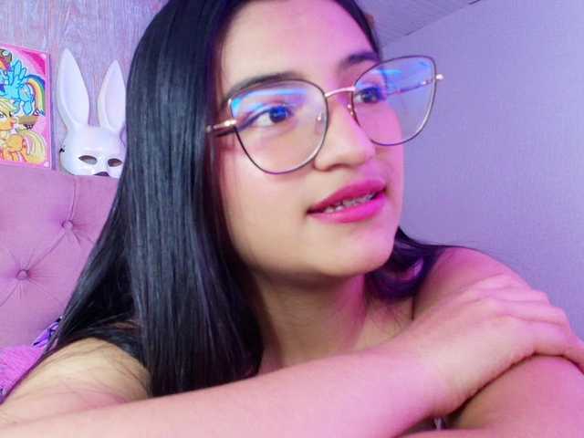 laurenelove's BongaCams show and profile