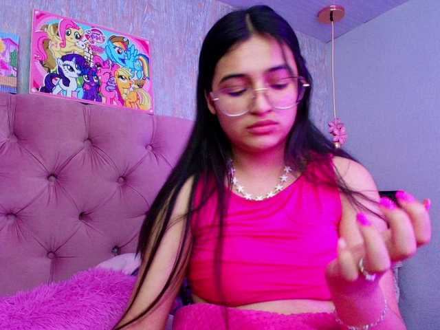 laurenelove's BongaCams show and profile