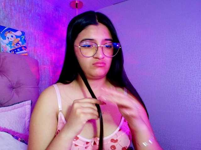 laurenelove's BongaCams show and profile