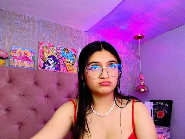 laurenelove's BongaCams show and profile