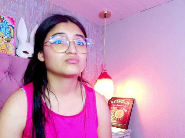 laurenelove's BongaCams show and profile