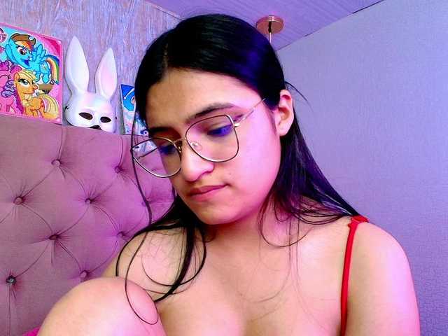 laurenelove's BongaCams show and profile