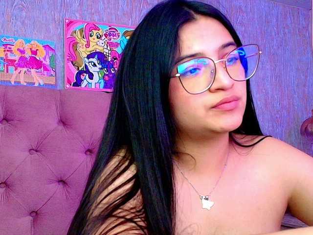 laurenelove's BongaCams show and profile