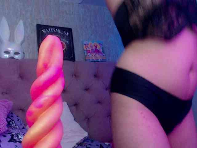 laurenelove laurenelove