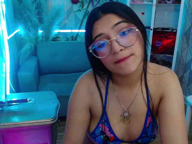 laurenelove Live Webcam on BongaCams