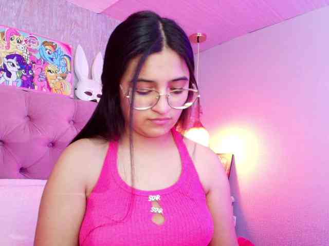 laurenelove Live Webcam on BongaCams