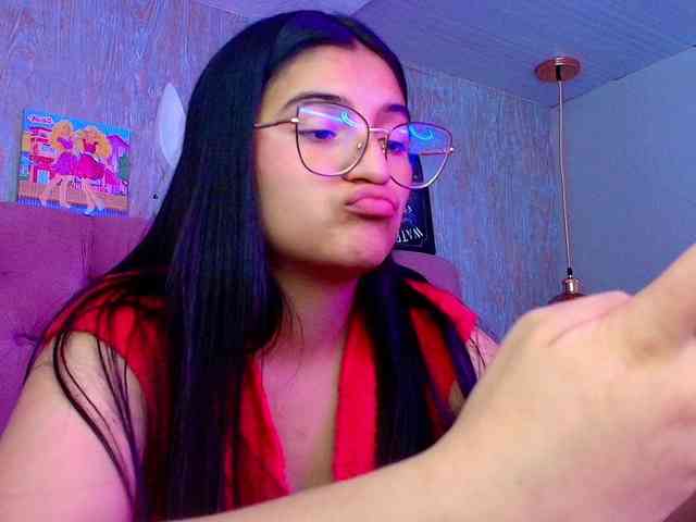 laurenelove laurenelove