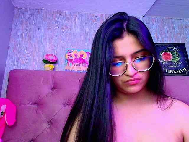 laurenelove laurenelove