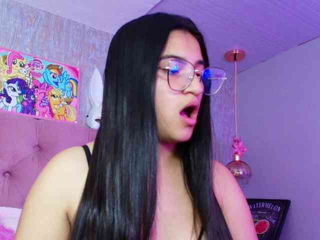 laurenelove laurenelove