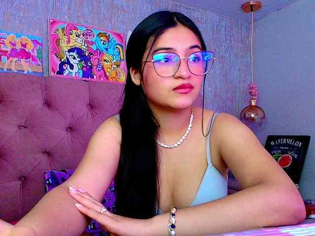 laurenelove Live Webcam on BongaCams