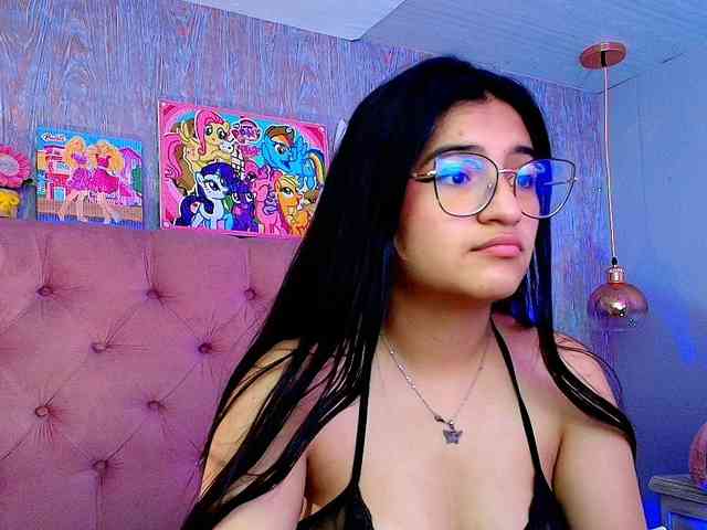 laurenelove laurenelove