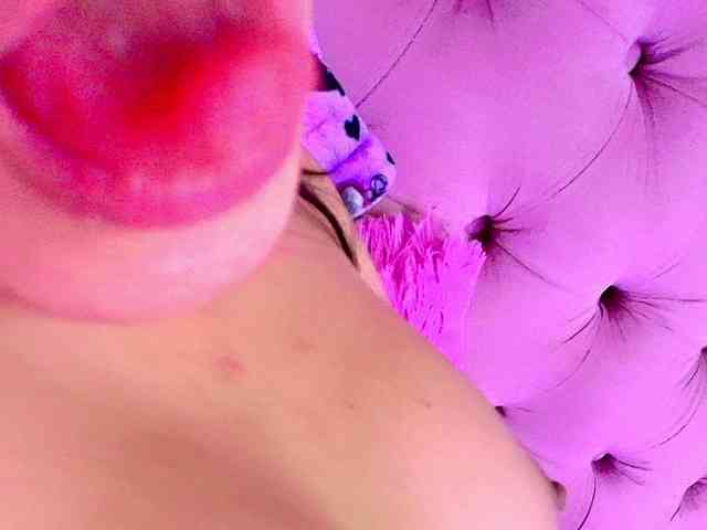laurenelove Live Webcam on BongaCams