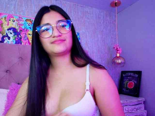 laurenelove laurenelove