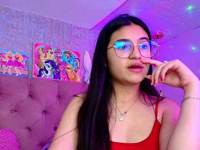 laurenelove laurenelove