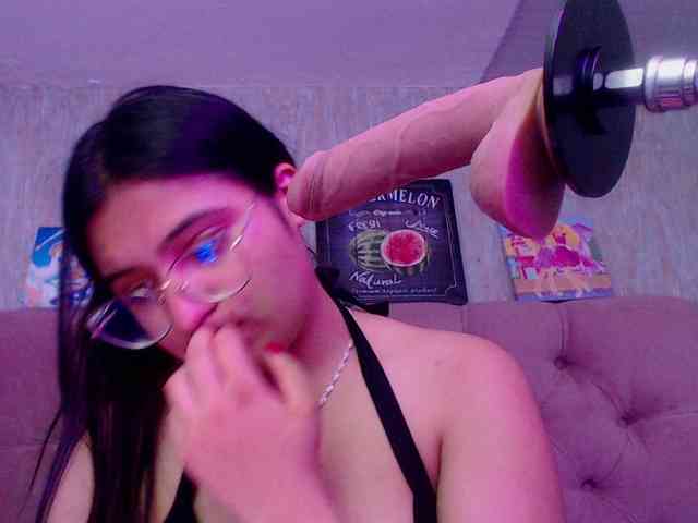 laurenelove laurenelove