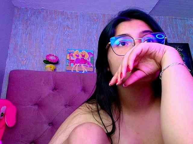 laurenelove laurenelove