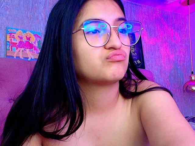 laurenelove laurenelove