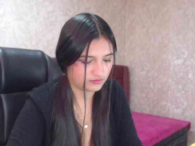 laurenelove Live Webcam on BongaCams