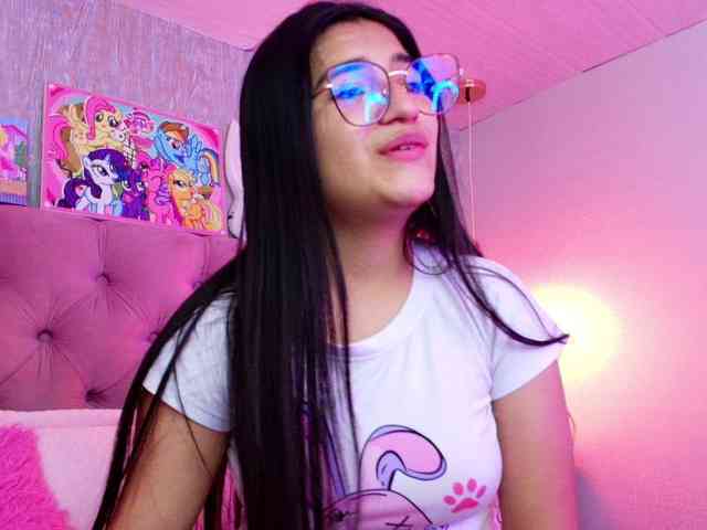 laurenelove laurenelove