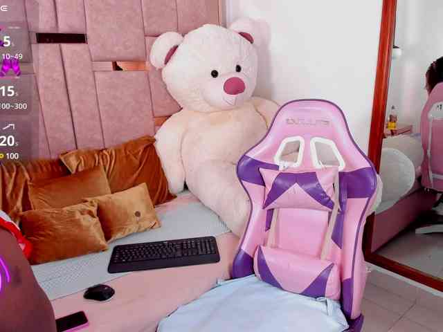 allyson-claire webcam