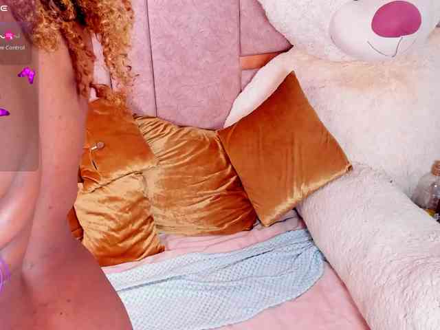 allyson-claire webcam