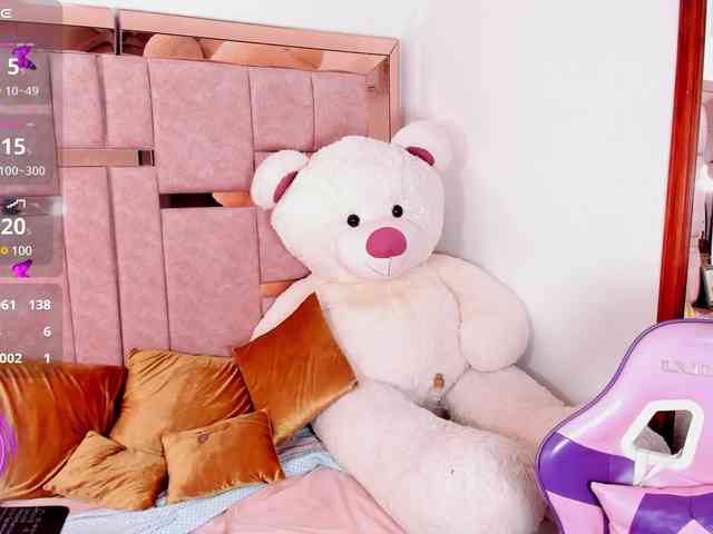 allyson-claire webcam