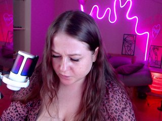LizzyShine Porn Show