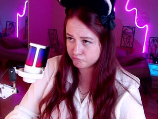 LizzyShine Porn Show