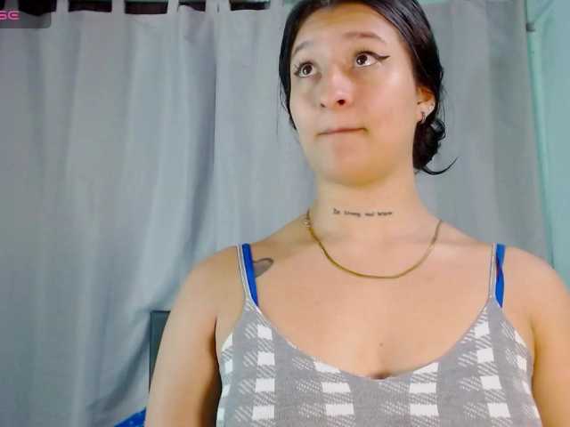 Evah-lee's BongaCams show and profile