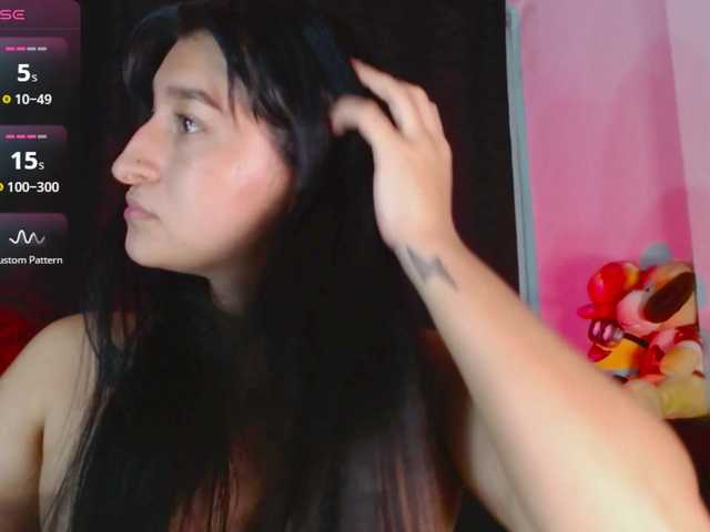 Evah-lee's BongaCams show and profile