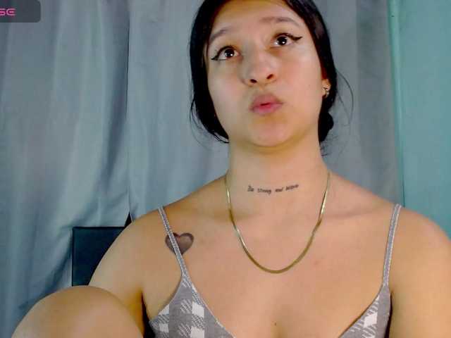 Evah-lee's BongaCams show and profile