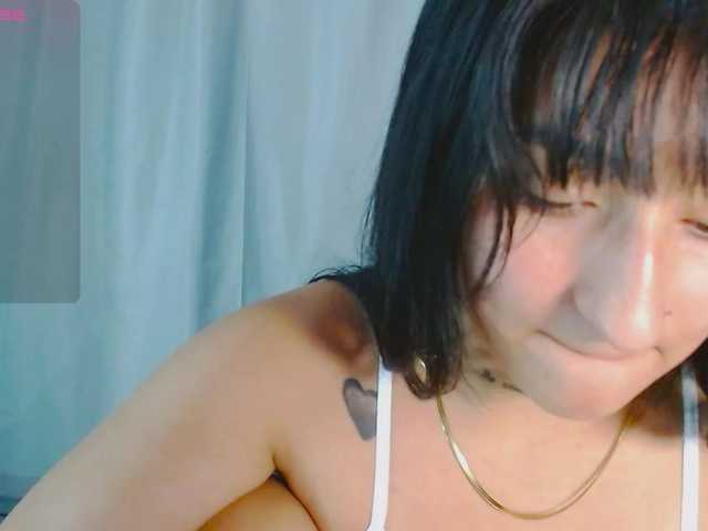 Evah-lee's BongaCams show and profile