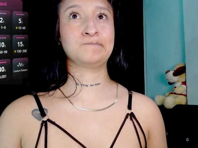 Evah-lee's BongaCams show and profile