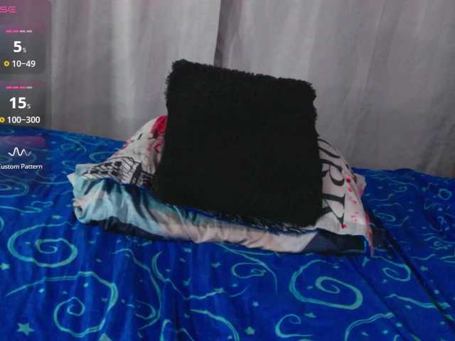 Evah-lee's BongaCams show and profile