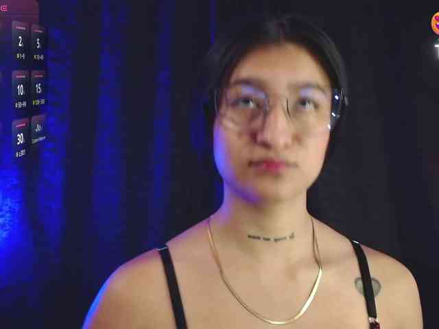 Evah-lee Live Webcam on BongaCams