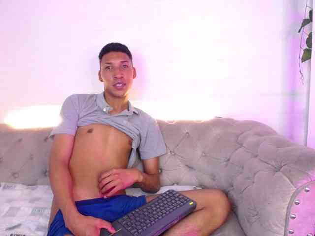 DominicTwink