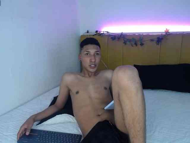DominicTwink
