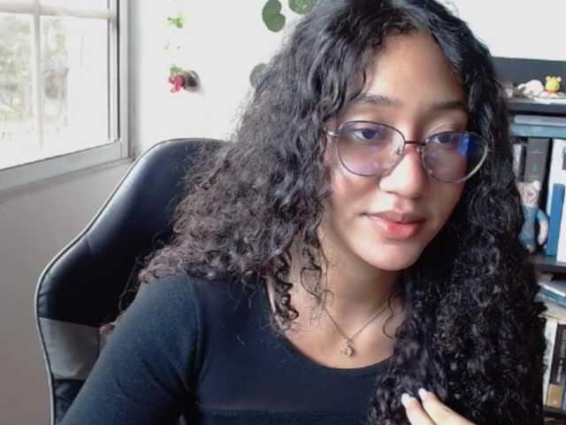 clitia-xx's BongaCams show and profile