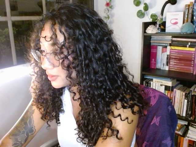 clitia-xx webcam bongacams model stream image